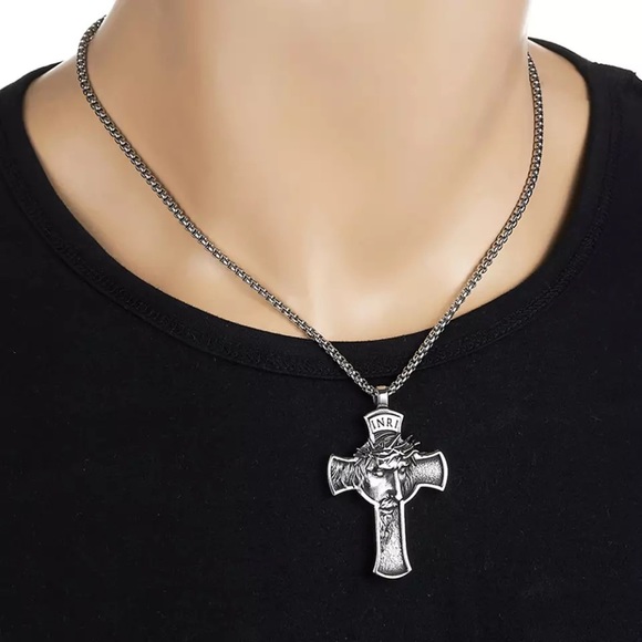 Vintage Stainless Steel Jesus Cross Pendant Necklace - Picture 2 of 7